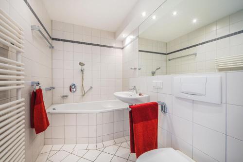 Apartment with Balcony image 8