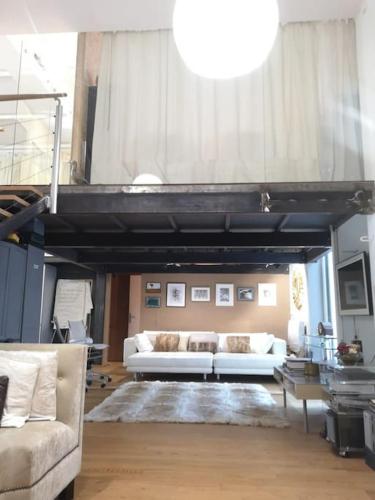 Croisette Immo 4 chambres 4 sdb rue d'Antibes
