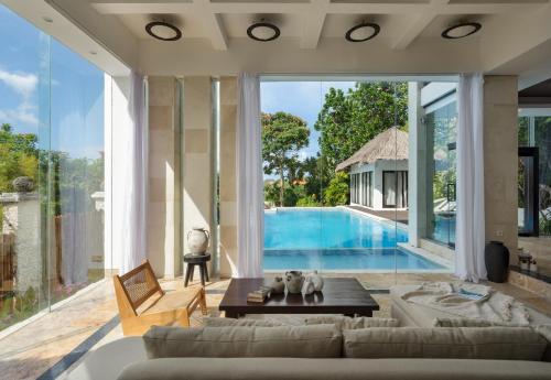 Charming 4-bedroom Villa - Melasti Beach