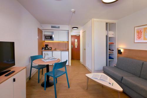 Residence Residéal Antibes - image 10