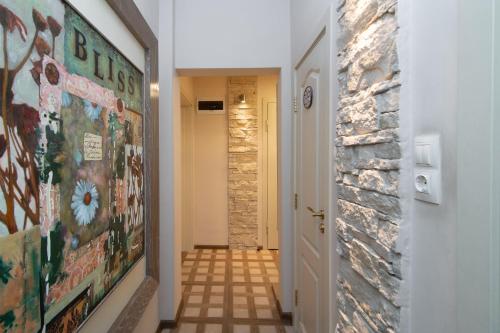 Classic Elegance in Central Varna, Warna (Foto 8)