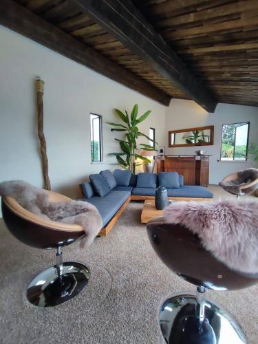 2 bedrooms, 2 beds