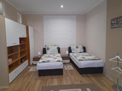 Edina Apartman - Apartment - Sátoraljaújhely