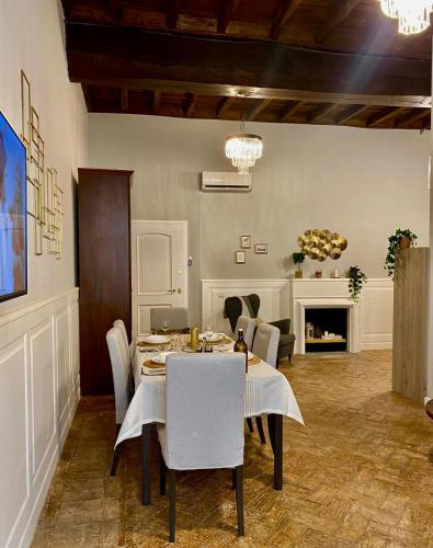 CasAlice Apartments Roma Trevi, Рим (фото 2)