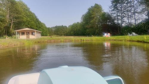 . Domek nad stawem - Mazury