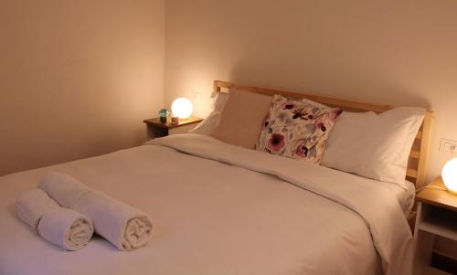 One-Bedroom Apartment image 1