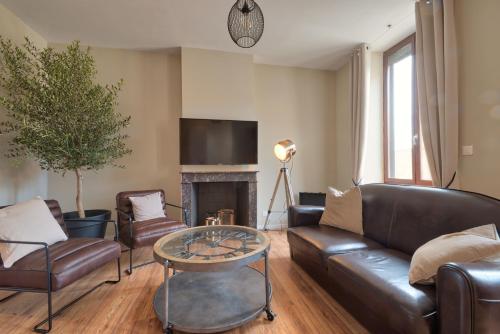 Appartement Complet Rez-de-chaussée - Location saisonnière - Sains-Richaumont