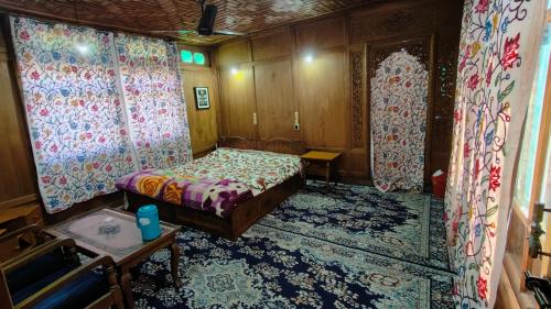 1 double bed