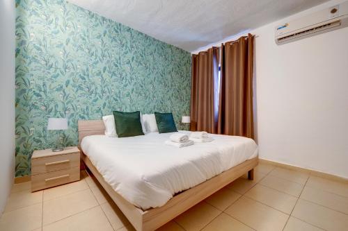 Sliema Tigne Suites Room Type - Two-Bedroom Apartment with Balcony