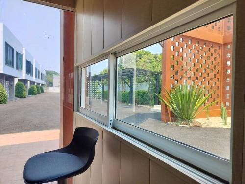 Cicada Hotel Kanchanaburi - 로비
