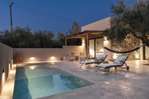 Skyview Olive Villa - Private Pool - Casa Kalitero - Accommodation - Zakynthos Town