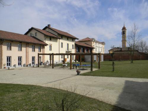  Agriturismo La Longa, Pension in Poirino bei Valfenera