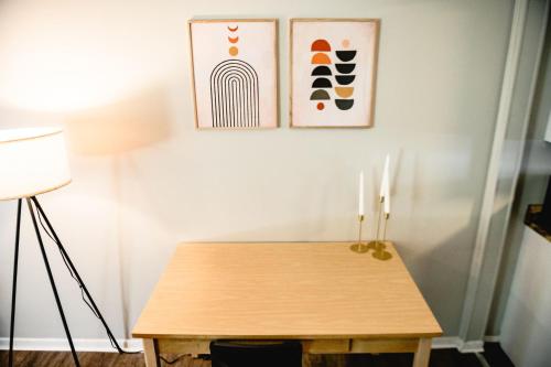 Urban Cottage: Homey & Convenient in Huntington, USA