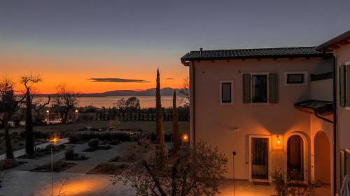 Natiia Wine Relais (+14)