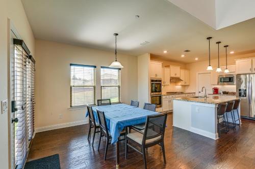 Nolensville Home with Free WiFi 20 Mi to Nashville! in Nolensville, USA