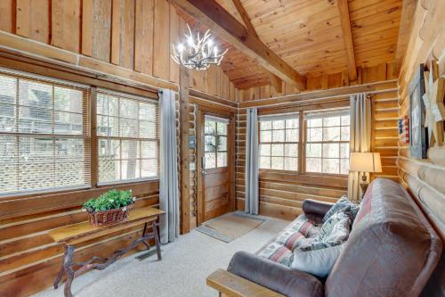 Murphy Cabin with Views Less Than 1 Mi to Hiwassee Lake!, Murphy (foto 4)
