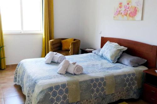 B&B Senhora da Luz - Entire flat 70sq m at Luz just 400m beach distance - Bed and Breakfast Senhora da Luz