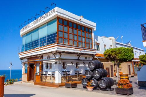 Étterem, 25 négyzetméteres, 1 hálószobás Apartman 1 fürdőszobával Fuente del Gallo Beach területén (Apartamentos El Roqueo) in Fuente del Gallo Beach