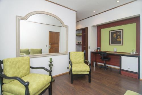 44627989 Terrazas de Golf Boutique Hotel