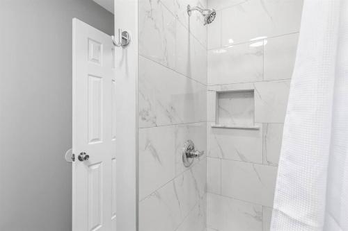 Cozy & Quiet Studio Flat in Historic Mount Clemens in Mount Clemens, USA