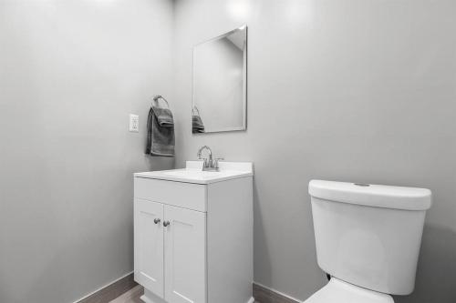 Cozy & Quiet Studio Flat in Historic Mount Clemens in Mount Clemens, USA