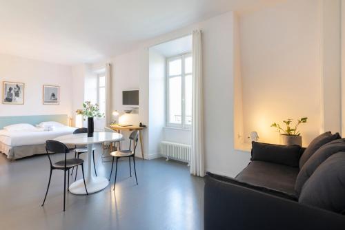 - l'Hôtel Particulier - Appartements d'Hôtes - image 10
