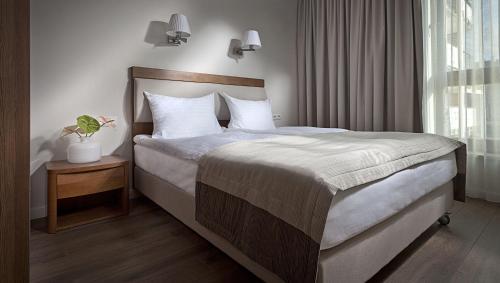 2 bedrooms, 3 beds