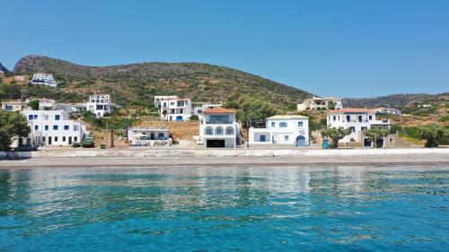 Beachfront House Agia Pelagia Kythira in Ajía Pelajía