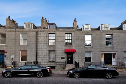 Inviting 9-Bed House in Aberdeen