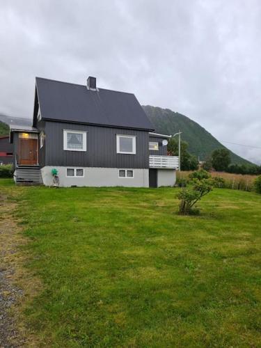 . Cozy house - Strønstad @the start of Lofoten