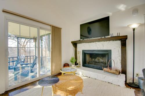 Margaritaville Resort Getaway with Gas Grill! - image 12