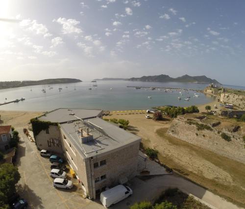 Methoni Beach Hotel - image 6