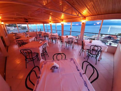 Mitho Hotel - image 14