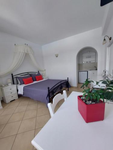 Anthonas Apartments - image 12
