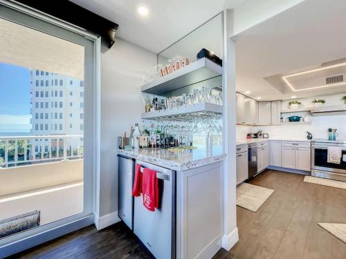 New Smyrna Luxury Beachfront Condo in New Smyrna Beach, USA