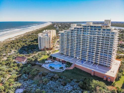 vhod, New Smyrna Luxury Beachfront Condo in North Atlantic Avenue