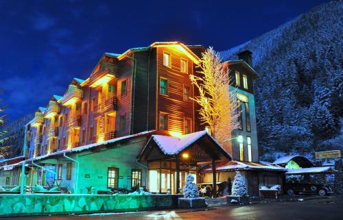Uzungöl inan Kardesler Hotel