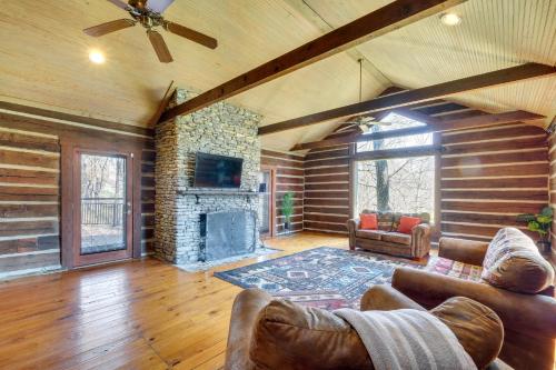 Spacious Prospect Cottage with Deck and Scenic Views in Prospect, USA