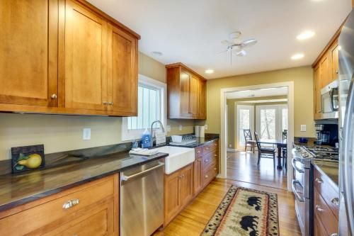 Spacious Prospect Cottage w/ Deck & Scenic Views in Prospect