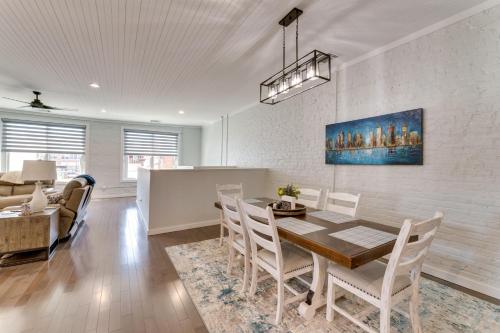 Cozy Lenoir Apartment Walk to Downtown! in Lenoir, USA