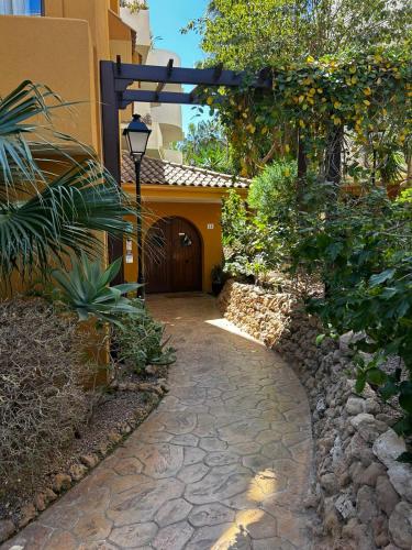 Apartamento Boho, Punta Prima, Panorama Park,close to the beach plus 2 beautiful swimming pools in Punta Prima