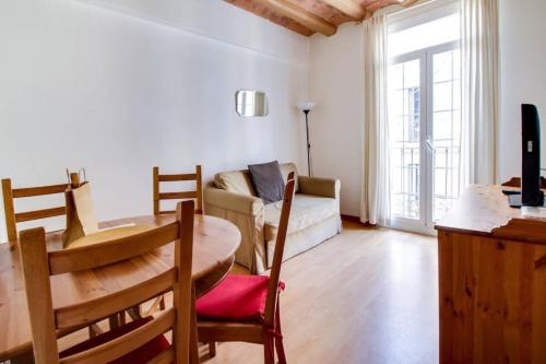 Fantastic 2Bed in Poble Sec 7mins to metro - image 9