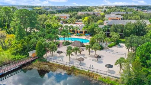 Cristina's Tropical Villa/ Just minutes from Disney! photo 2