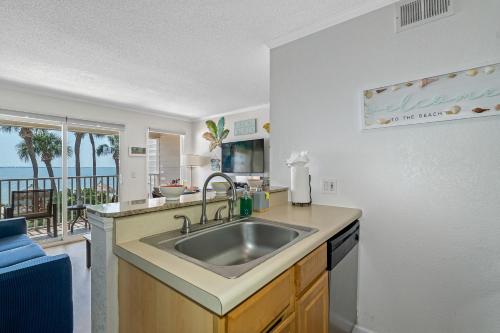 Paradise Beach Sailport Resort Condo