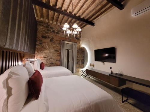 446431697 Milo Collection Hotel