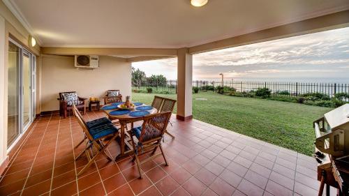 Illovo Beach Apartments at La Mer Illovo Beach Apartments at La Mer