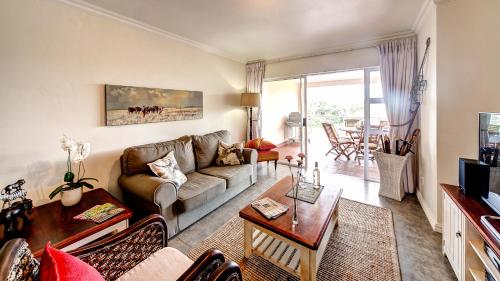 Illovo Beach Apartments at La Mer Illovo Beach Apartments at La Mer