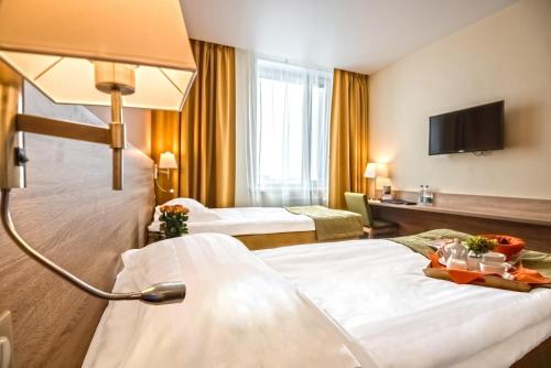 SKYEXPO Hotel - main image