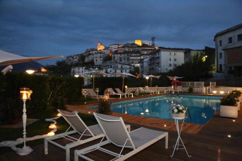 Albergo Ristorante Cavaliere - Hotel - Caselle in Pittari