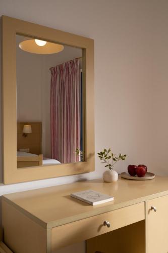 Hotel Sunshine - image 7